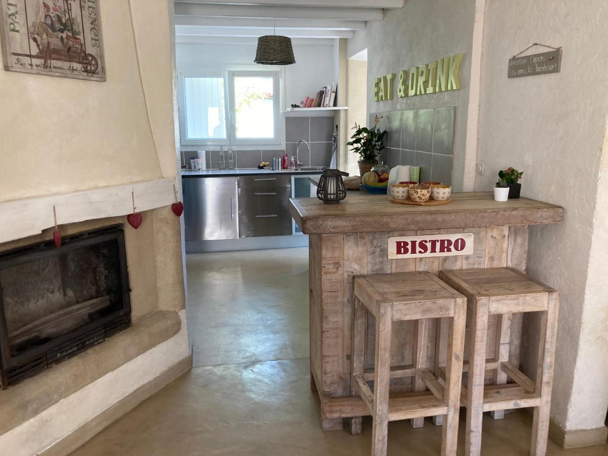 Villa Maison Ensoleillee Au Milieu Des Pins Entre Et Cassis